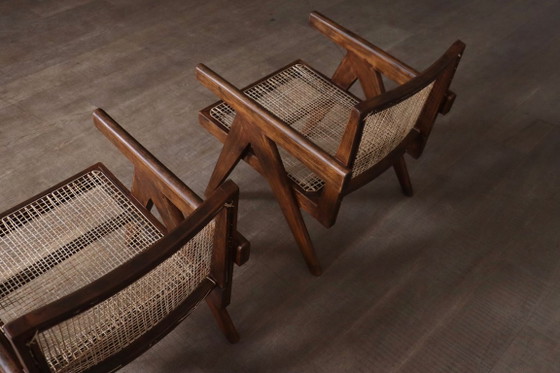 Fauteuils de salon Pierre Jeanneret PJ-SI-29-A en teck et rotin, années 1950 – Wood, Vintage (photo 2 of 16)