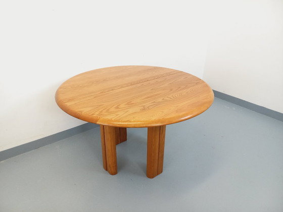 Image 1 of Vintage Seltz round dining table from the 70s/80s in solid blond elm with extensions