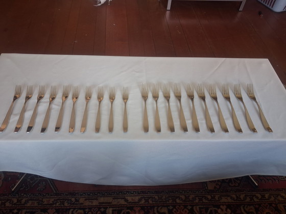 Image 1 of 70-piece cutlery set - Robert Welch - Vista Bright