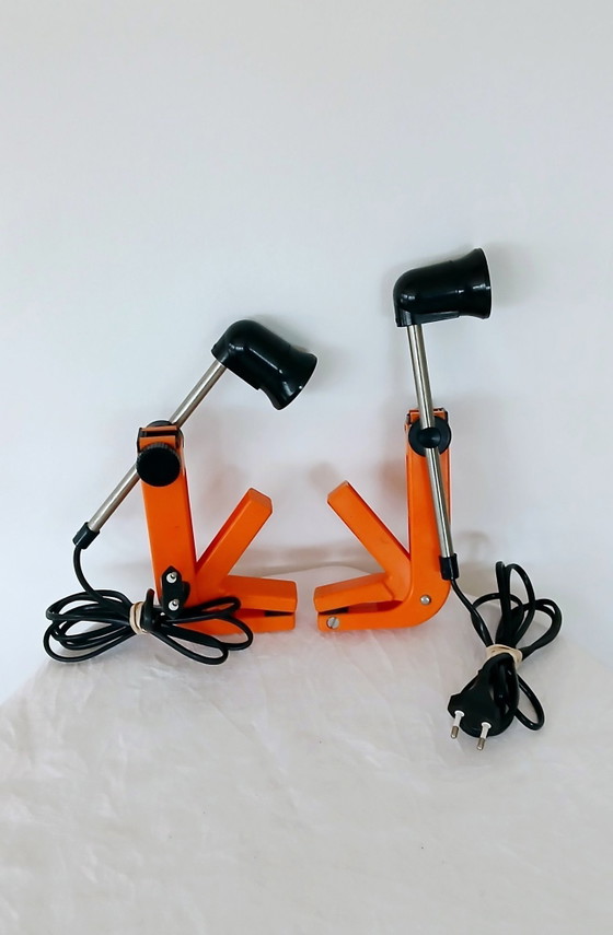Image 1 of 2 vintage oranje cliplampen van REVUE, 1970