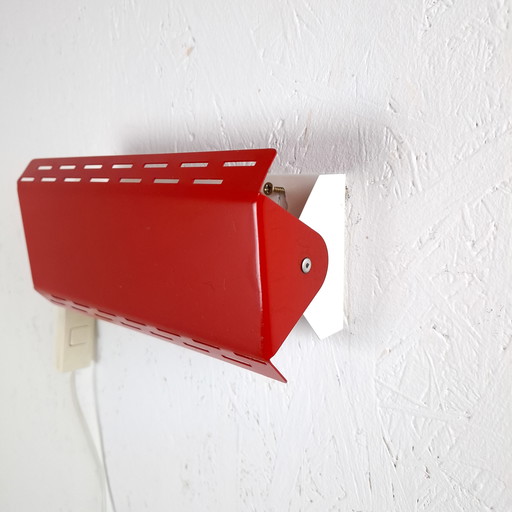 Lámpara de pared metálica vintage G&G roja/blanca de los años 80.