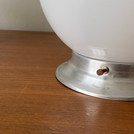 Image 1 of Plafonnier globe verre blanc opaline 15 cm applique murale base de fixation en aluminium 