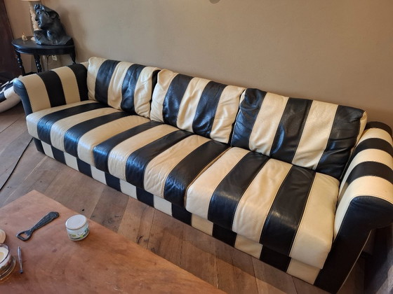 Image 1 of Magnifique canapé 3 places en cuir