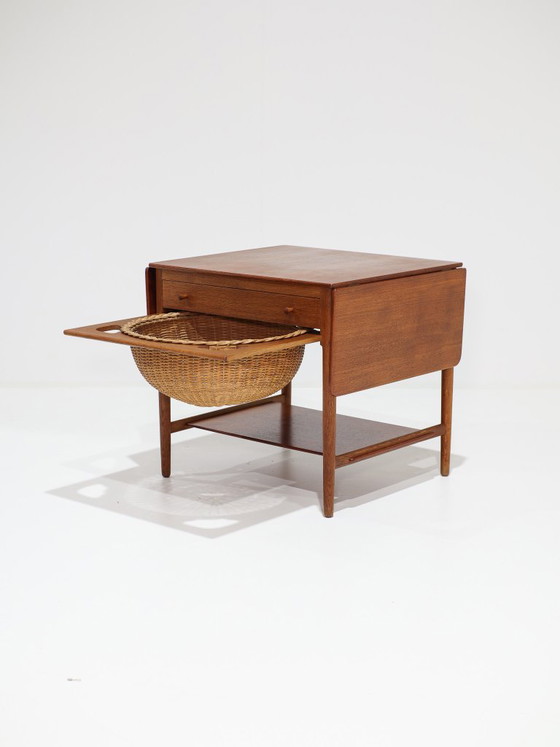 Tavolo da cucito Hans Wegner AT33 Andreas Tuck in teak e rovere, danese, anni '50 – Tavolini, Wood, Vintage (photo 4 of 12)