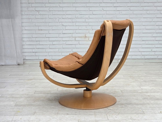 Image 1 of Scandinavische draaibare fauteuil uit de jaren 80, meubelleer, gebogen hout.