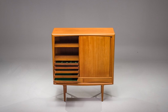 Image 1 of Hoge kast van Axel Christensen voor Aco Møbler, 1960