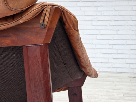 Image 1 of Anni '70, design norvegese di Jan Erik Lindgren, modello di poltrona "Amazon".