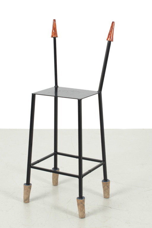 Sgabello artistico