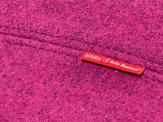 Image 1 of Fritz Hansen Egg Chair fuchsia