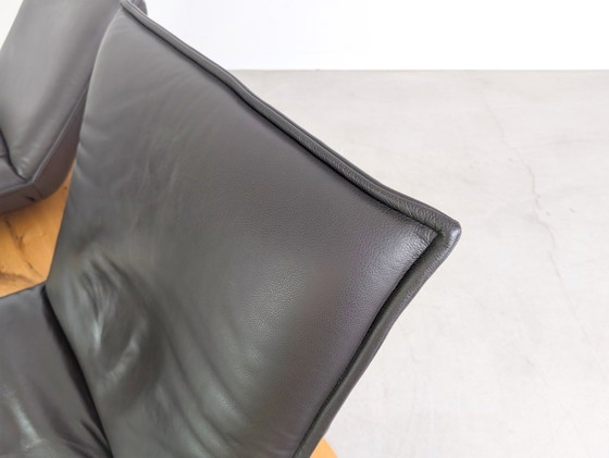 Image 1 of Divano Koinor Free Motion Edit Design Divano in pelle marrone con travi in ​​rovere