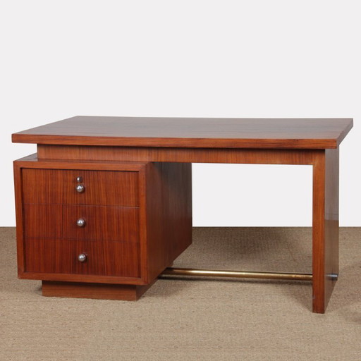 Modernistisch houten bureau, gemaakt in de jaren 1940.