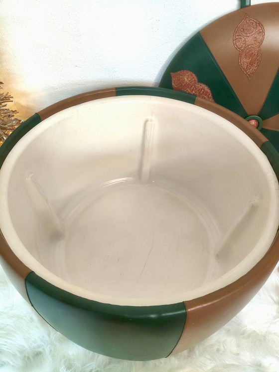 Image 1 of Vintage poef