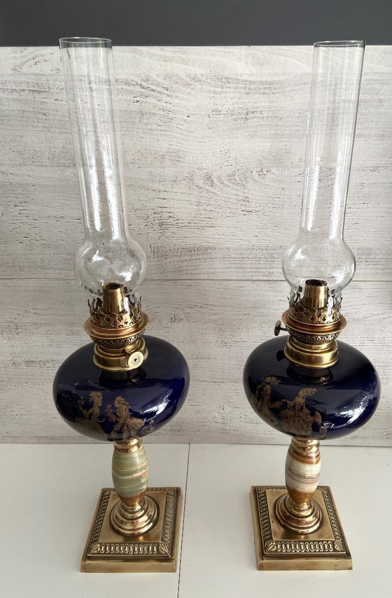 Image 1 of Duo di lampade a olio da salotto Inizio XX secolo Bronzo Terracotta Rame Giallo Cristallo