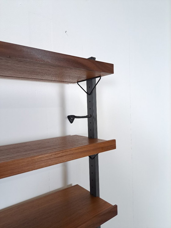 Image 1 of Sistema modular de pared LP de teca sueca de Olof Pira de mediados de siglo