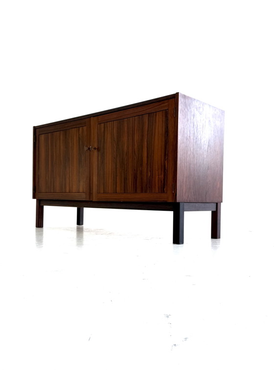 Vintage Danish Rosewood Sideboard/TV Cabinet, 1960s – Brass (photo 6 of 9)