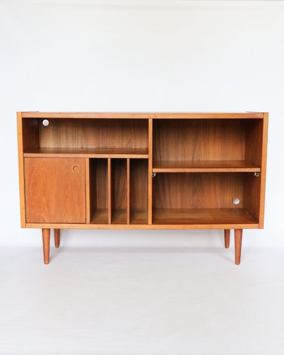 Image 1 of Vintage Deense platenspeler audiomeubel teak