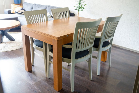 Image 1 of Komplettes Esszimmer-Set: Schmieden Designerstühle + Teakholztisch