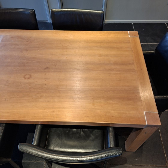 Image 1 of Malofancon dinning table, incl 8 leather chairs.