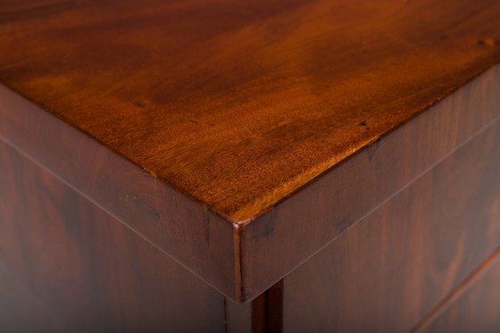 Image 1 of Vroeg 19e-eeuwse Biedermeier mahoniehouten commodes, jaren 1830