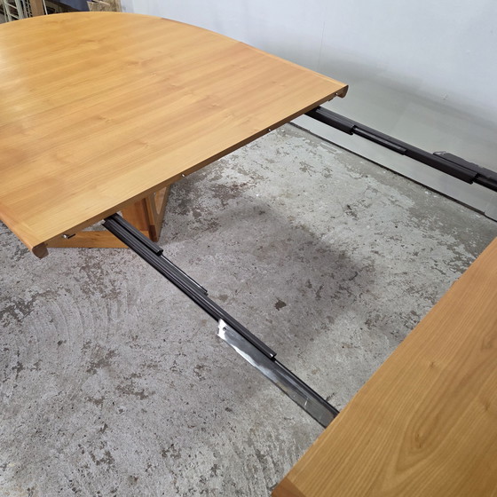 Image 1 of Vintage 1960s extendable oval table 6 to 10 persons