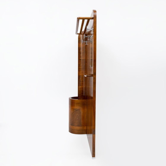 Image 1 of Italiaanse Art Deco walnotenhouten halstandaard met geïntegreerde parapluhouder