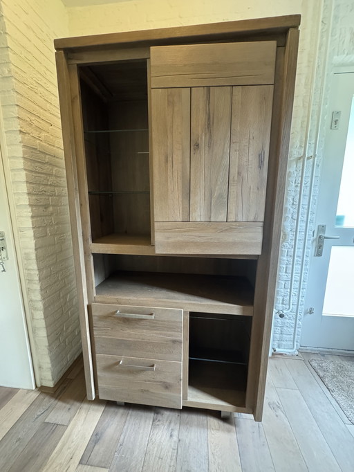 Henders & Hezel cabinet