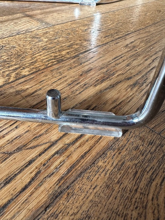 Image 1 of HOWE 6 Ledersessel