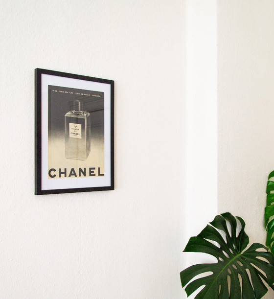 Image 1 of Original Vintage Chanel Eau de Toilette No. 5 Advertisement Poster 1962 / Framed / 32x24cm / Very Good Condition / Plakat