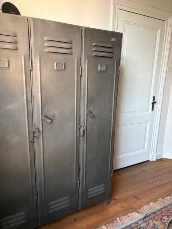 Image 1 of Industrial locker cabinet, three doors
