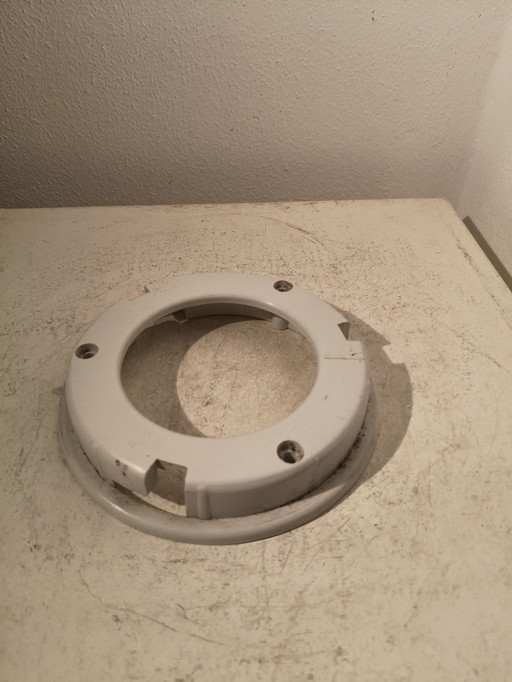 Cestino per rifiuti in plastica italiano in stile vintage, stile spaziale, di Roverdesign