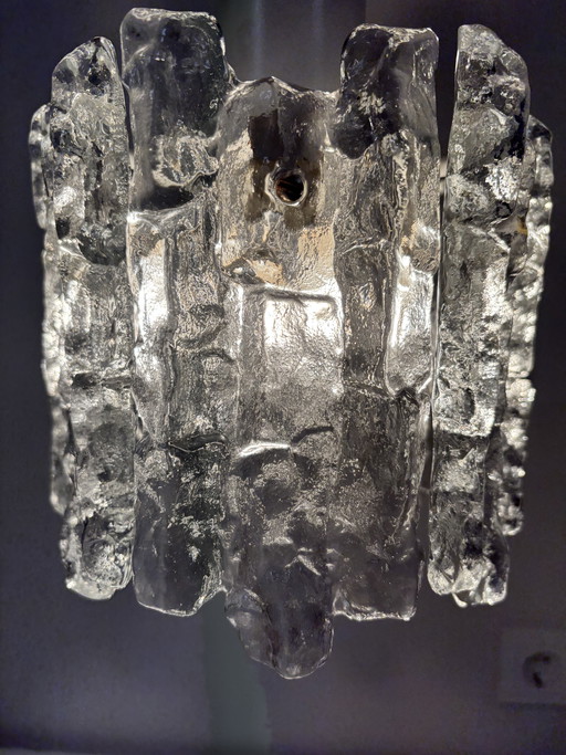 Ijsglas hanglamp van Kalmar Franken, geproduceerd in Oostenrijk tijdens de jaren 60