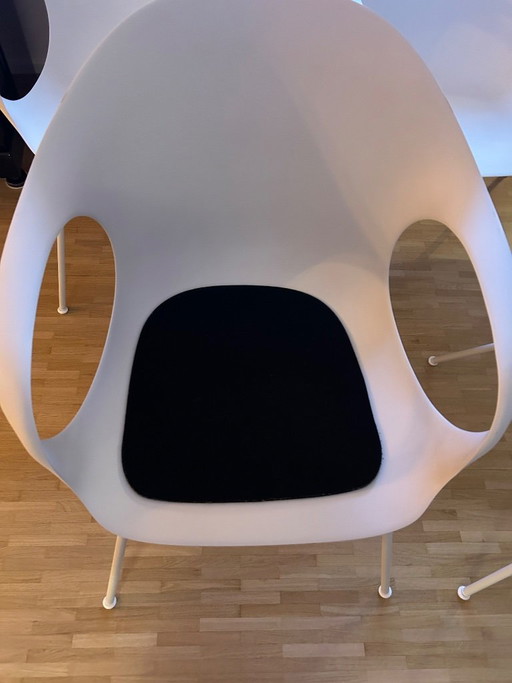 Sillas de diseño con forma de elefante de Kristalia