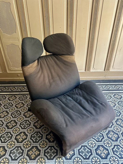Original Wink armchair by Toshiyuki Kita for Cassina 1980