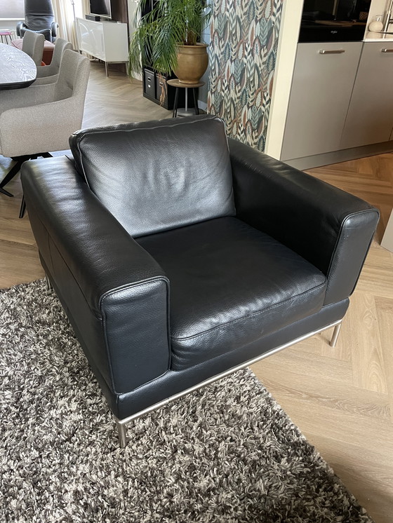 Image 1 of Ensemble de 2 fauteuils en cuir et 1 tabouret