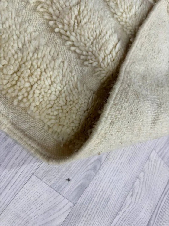 Handmade Moroccan rug 250cm x 150cm – Rugs & carpets, Wool (photo 6 of 8)