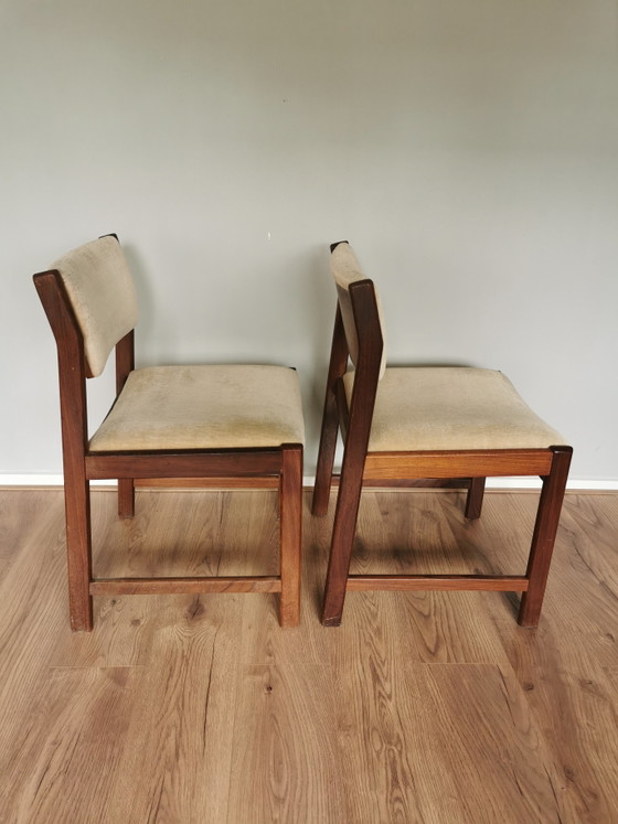 Image 1 of Unieke set van 4 vintage mid-century eetkamerstoelen (een 5e stoel ook beschikbaar, dient verlijmd te worden) 