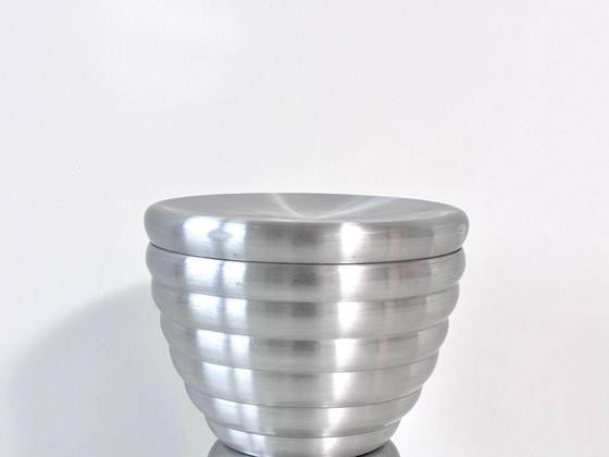 2 Sgabelli Vintage in Alluminio con Contenitore, Design Space Age, Argentato, Modern (foto 4 di 11)