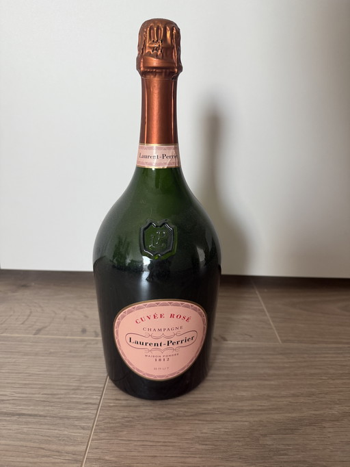 Dummy Laurent Perrier 