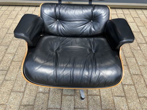 Herman Miller USA Eames Lounge chair 70’s limited edition