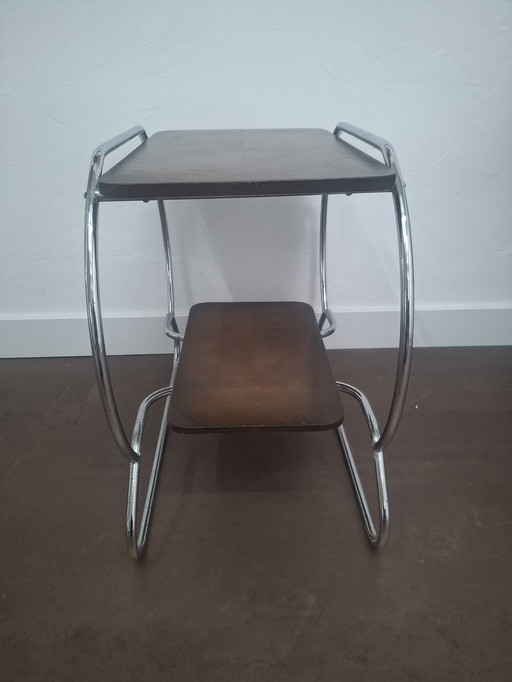 Table à cadre Bauhaus.