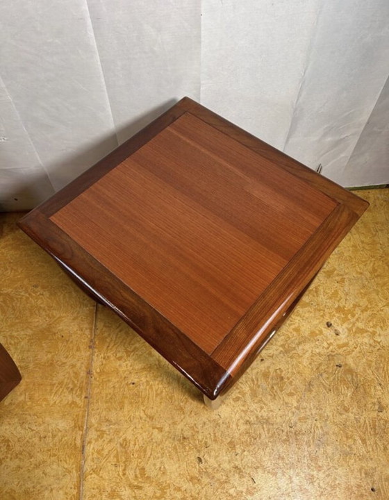 Image 1 of Tables gigognes en teck vintage rétro du milieu du siècle par GPlan 1960 Danish Deaign