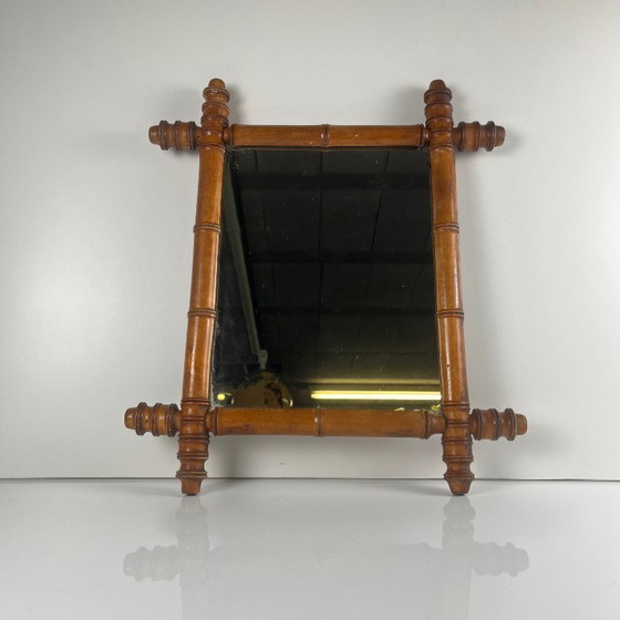 Image 1 of Espejo de madera torneada estilo bambú, circa 1900-1930