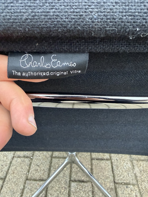 Image 1 of 4x Vitra Eames Ea107 office chairs, black hopsack and chrome