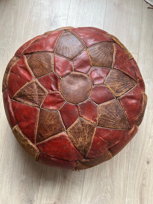pouf marocain vintage en cuir – hockers en poefs, Leather (photo 2 of 5)