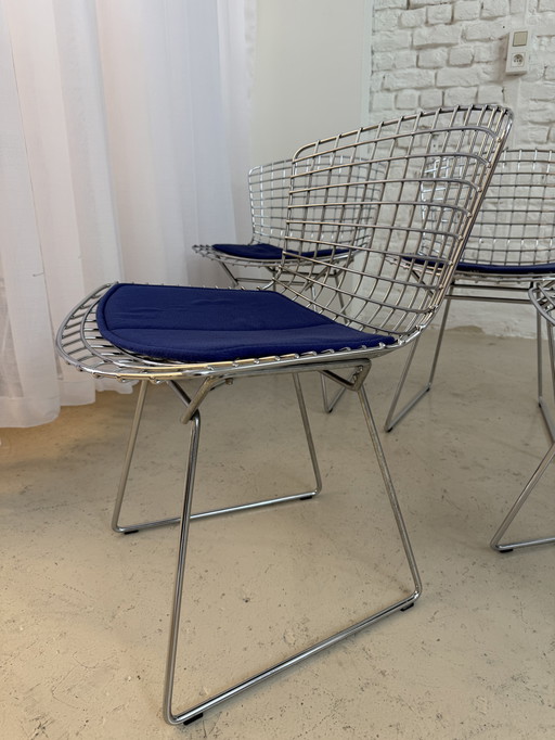 5 chaises Bertoia knoll
