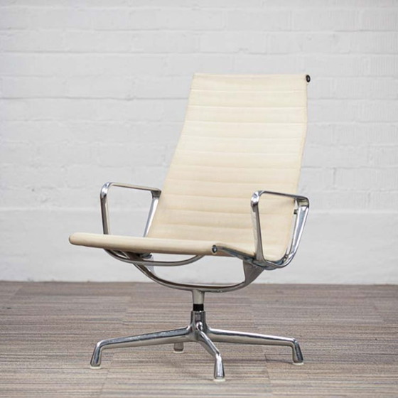 Image 1 of Herman Miller Ea116 - Poltrona modello vintage anni '70