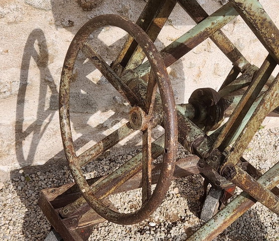 Image 1 of old industrial lifting table, industrial lifting table, machine tool furniture, jack