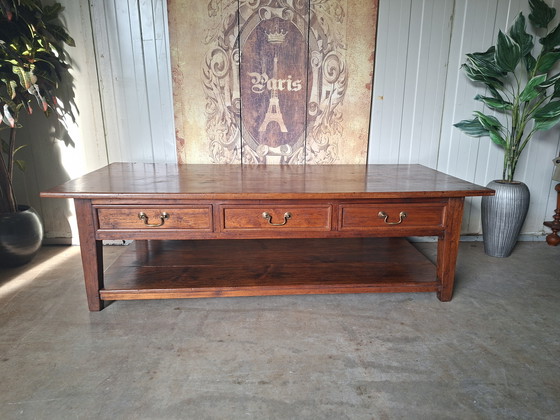 Image 1 of Classic English coffee table with drawers, dimensions 180x80cm and 53cm high.