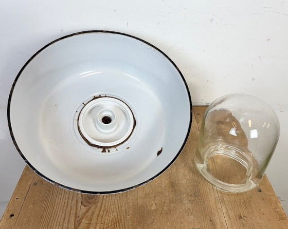 Image 1 of Lampada a sospensione industriale in smalto grigio con copertura in vetro, anni '60