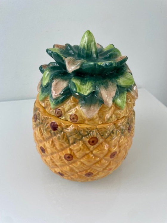 Image 1 of Keramieken ananas voorraadpot gekleurd 21 cm